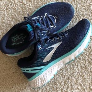 Brooks ghost 11 running shoes